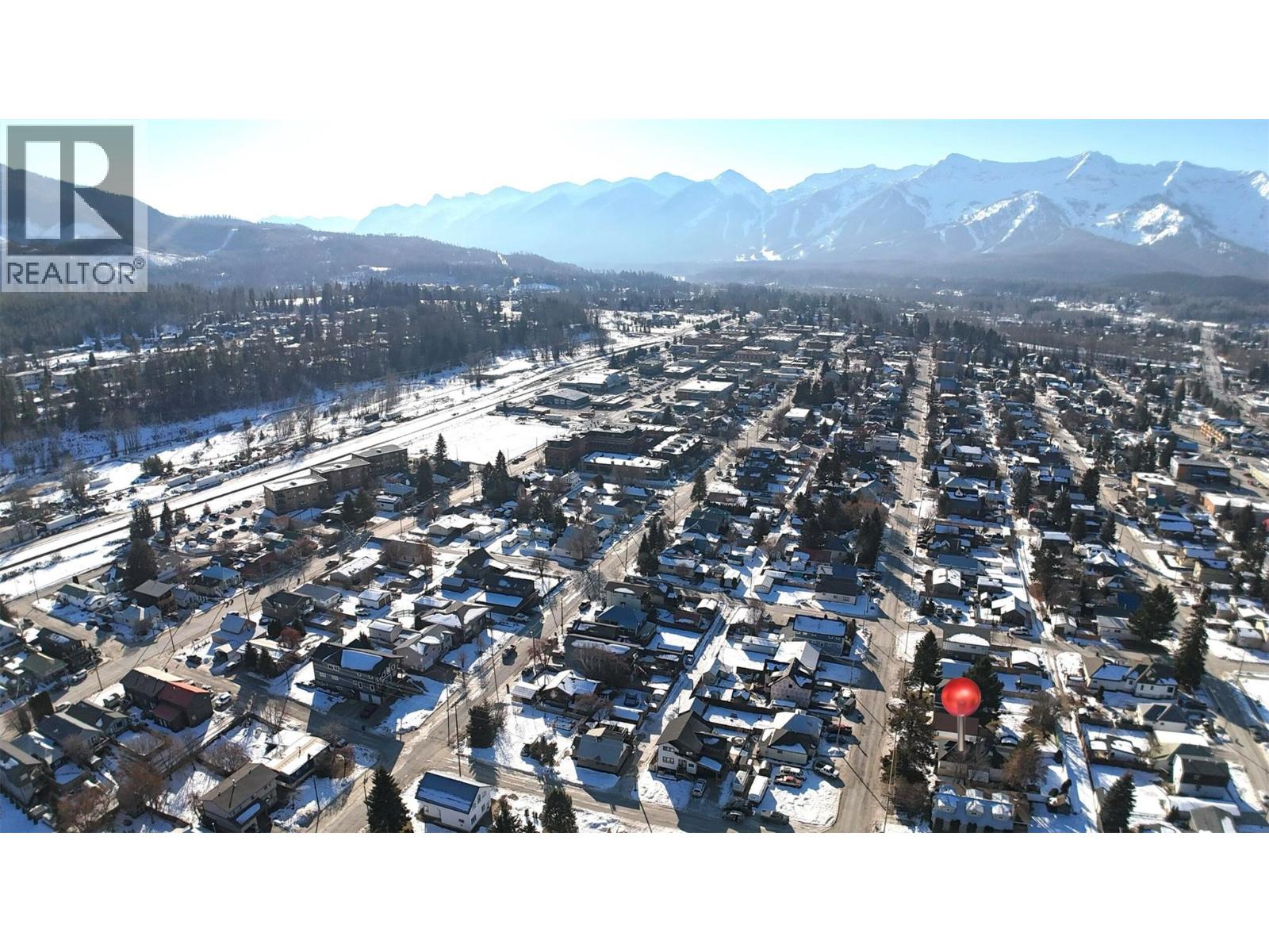 1161 4th Avenue, Fernie, British Columbia  V0B 1M0 - Photo 38 - 10369105