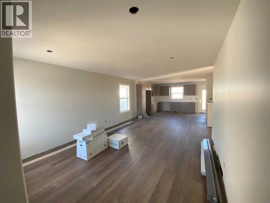 4221 57 Street, Taber, Alberta  T1G 0G8 - Photo 2 - A2266615