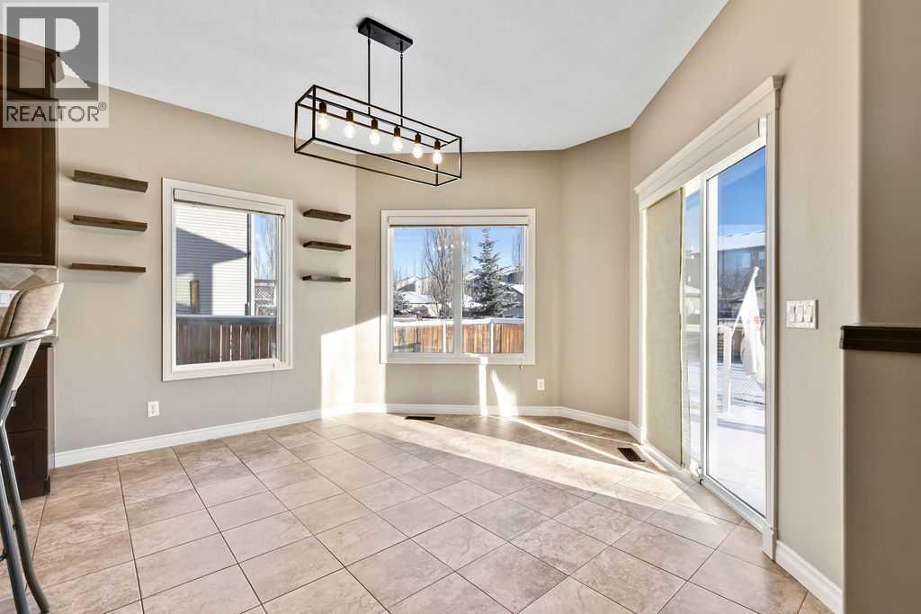 30 Drake Landing Road, Okotoks, Alberta  T1S 2M2 - Photo 11 - A2266398