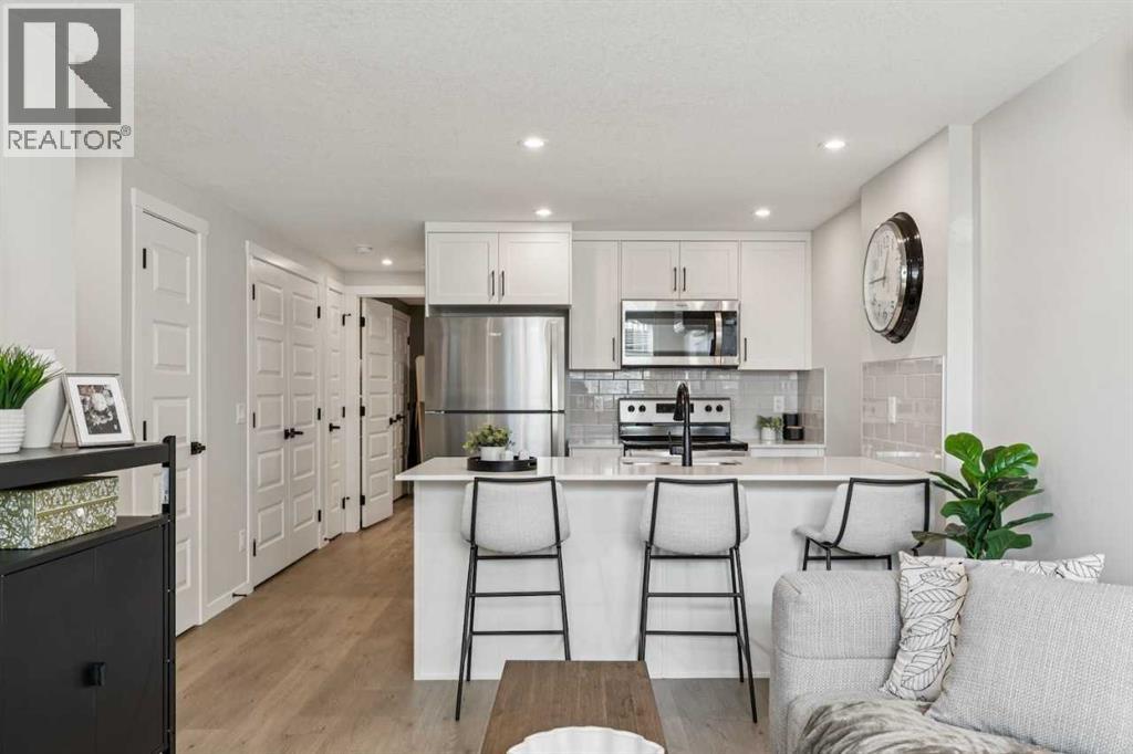 201, 135 Mahogany Parade Se, Calgary, Alberta  T3M 2J9 - Photo 4 - A2274222