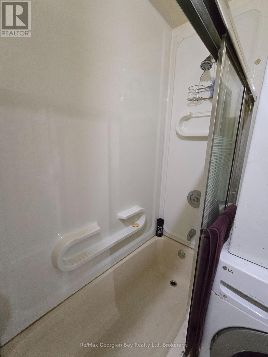 111 Andrew Street S, Orillia, Ontario  L3V 5J3 - Photo 17 - S12491918