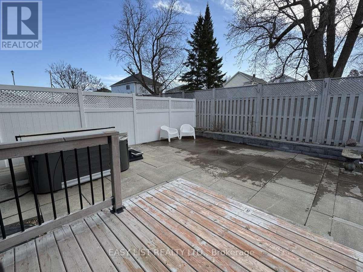 306 Belfort Crescent, Cornwall, Ontario K6H 0H3 - Photo 30 - X12744034