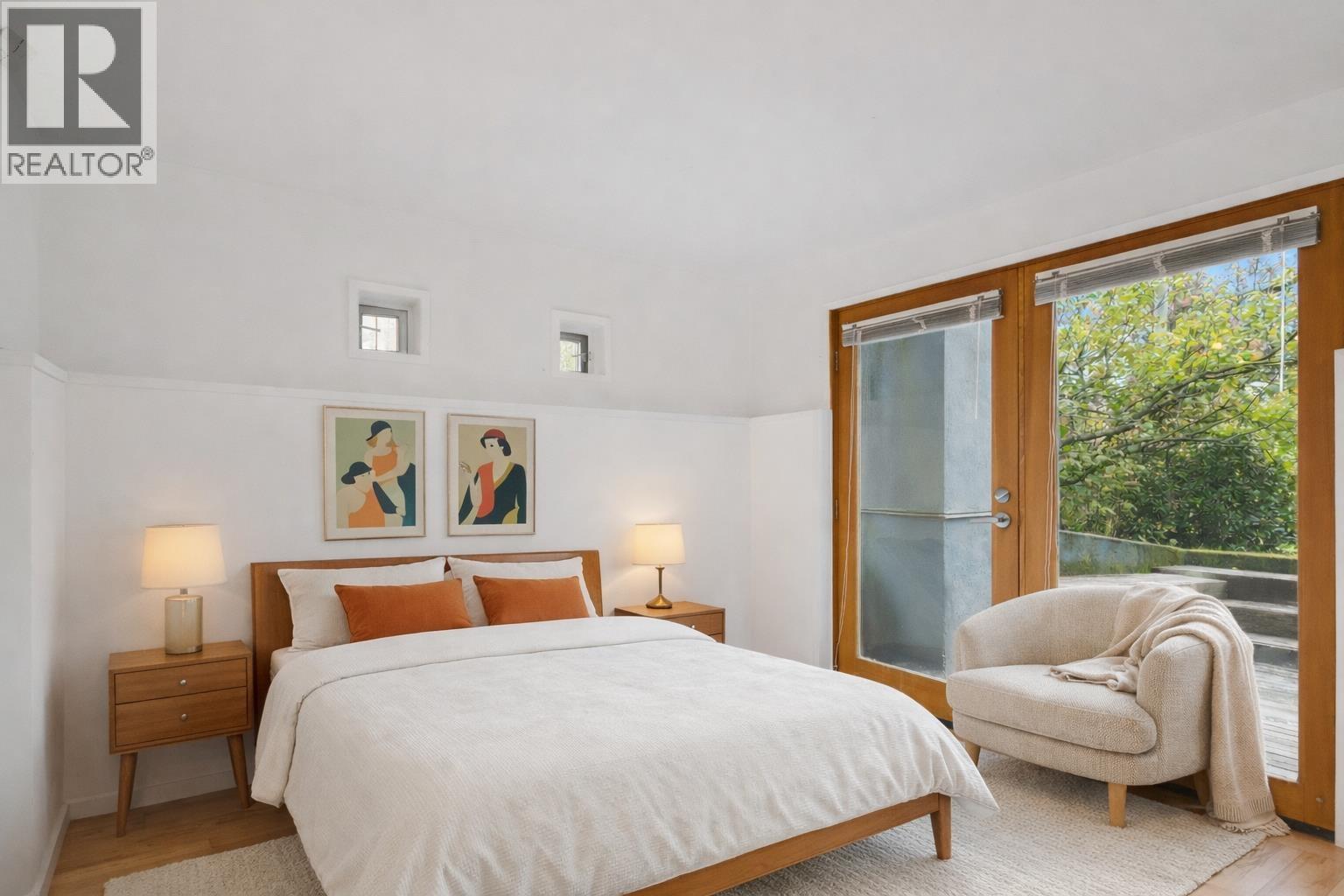 2433 Mathers Avenue, West Vancouver, British Columbia  V7V 2H9 - Photo 3 - R3084991