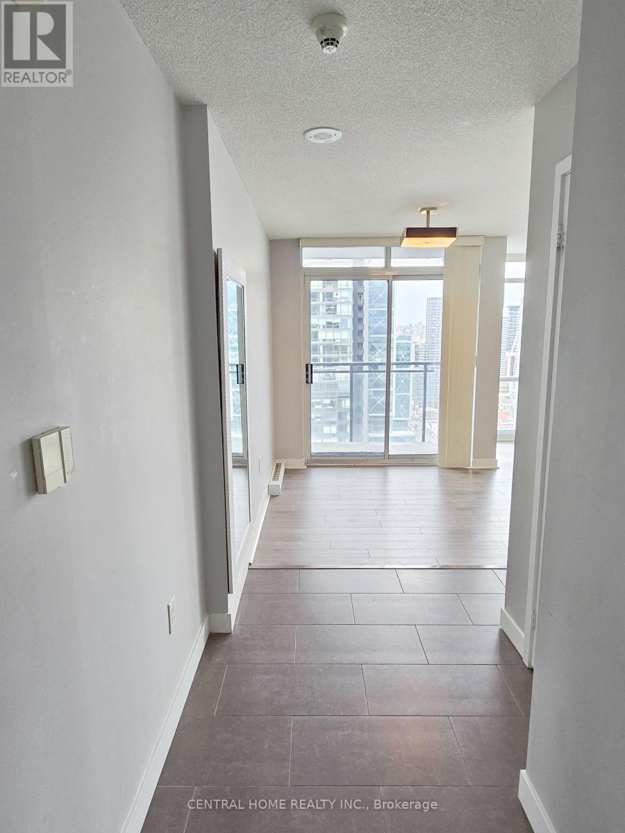 3906 - 15 Fort York Boulevard, Toronto, Ontario  M5V 3Y4 - Photo 11 - C12743974