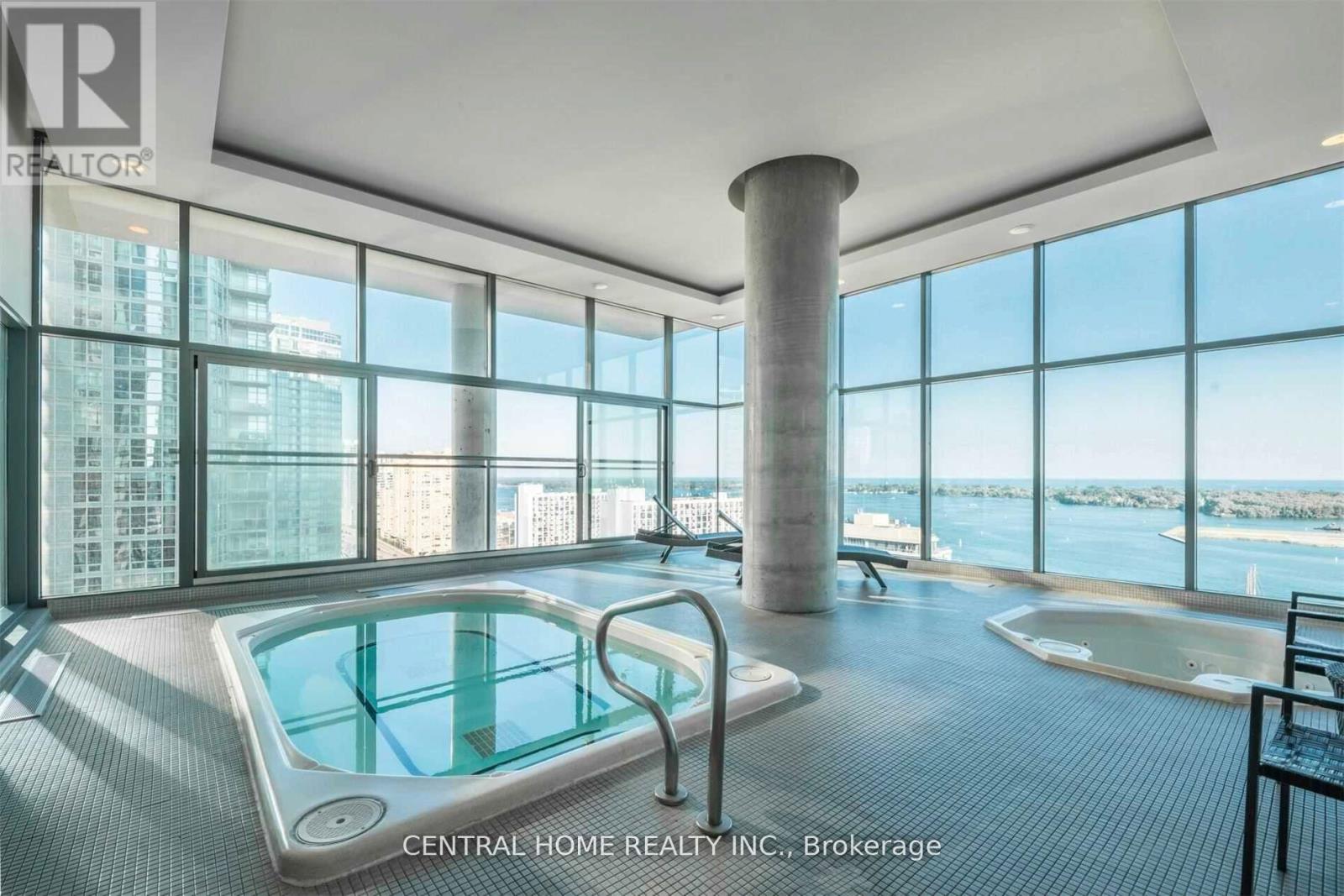 3906 - 15 Fort York Boulevard, Toronto, Ontario  M5V 3Y4 - Photo 14 - C12743974