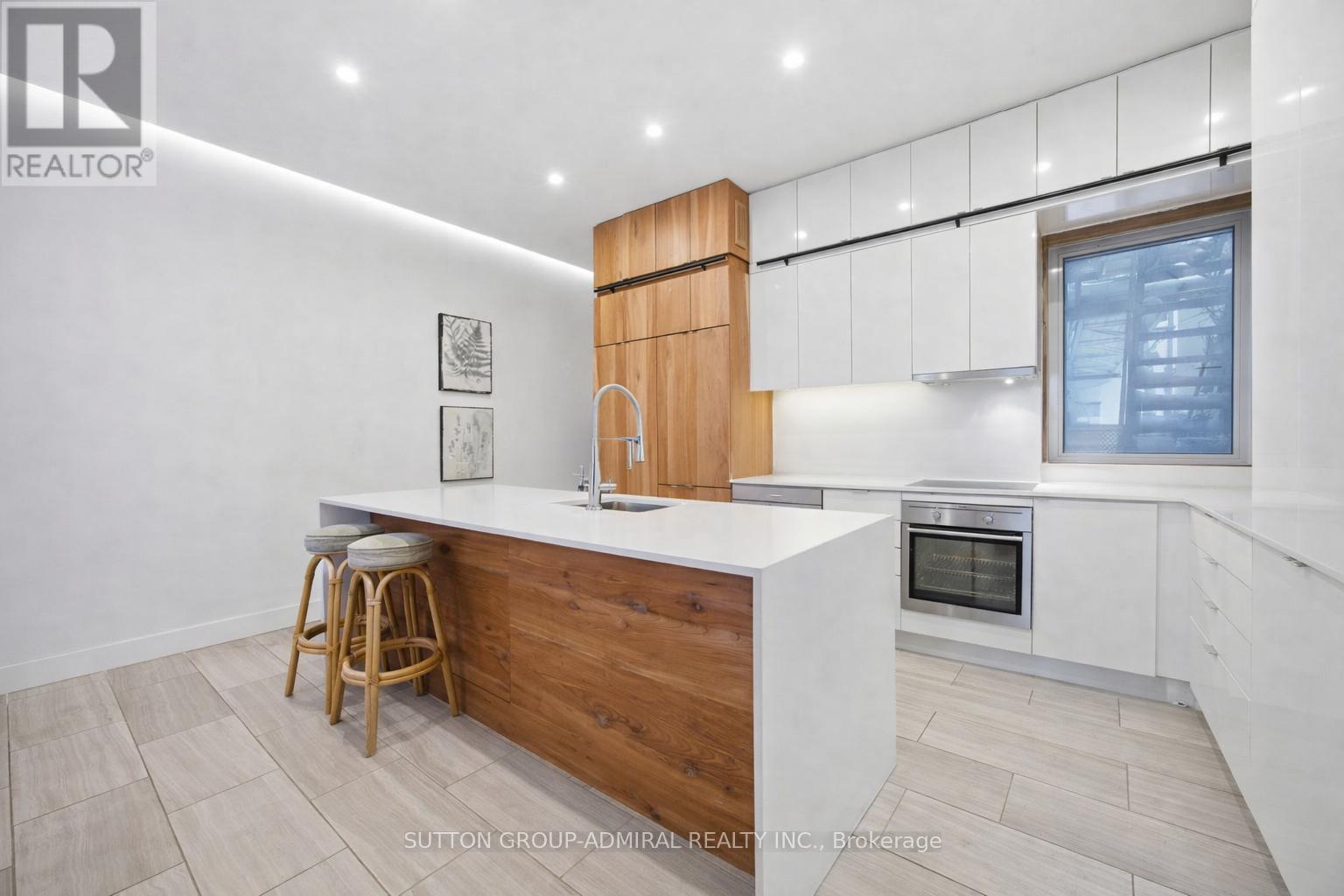 #2 - 1024 Queen Street W, Toronto, Ontario  M6J 1H6 - Photo 8 - C12743980