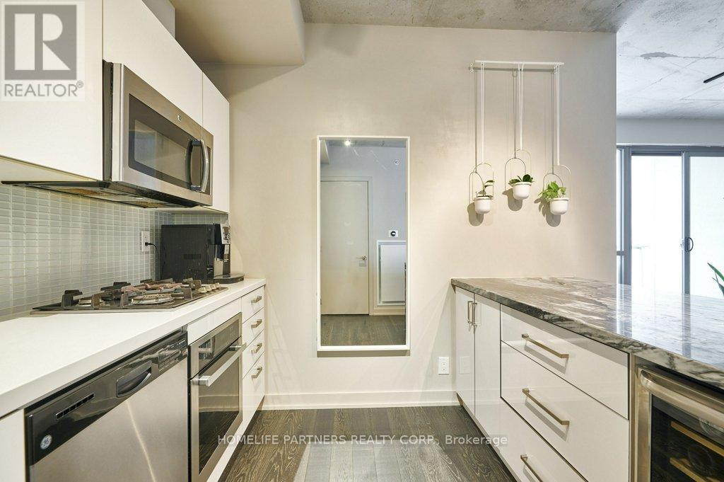 605 - 39 Brant Street, Toronto, Ontario  M5V 0M8 - Photo 12 - C12743992