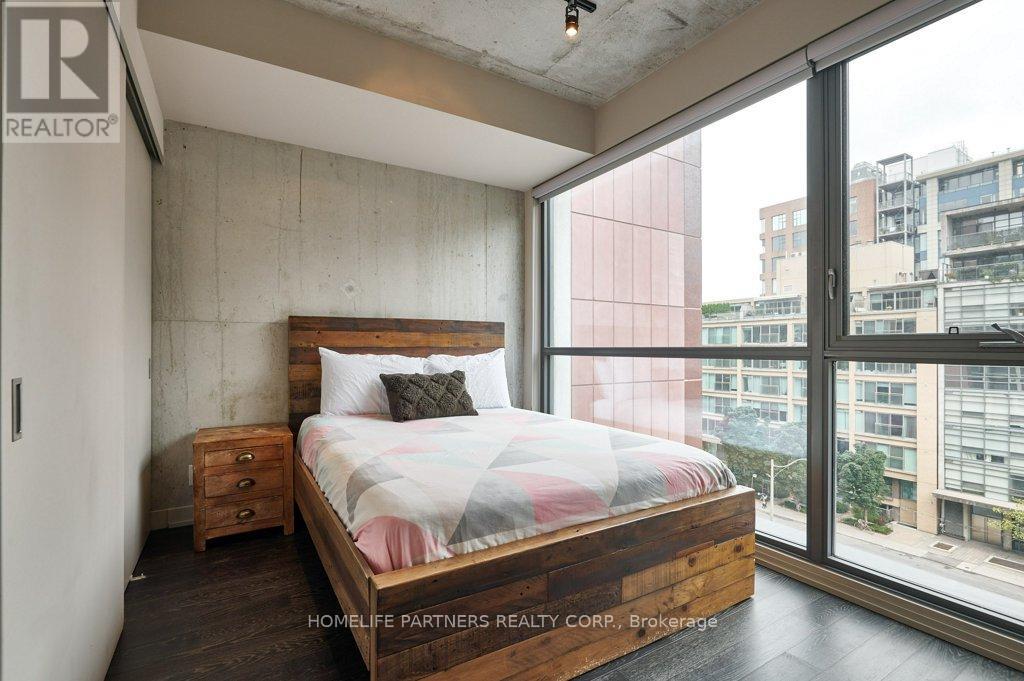 605 - 39 Brant Street, Toronto, Ontario  M5V 0M8 - Photo 18 - C12743992