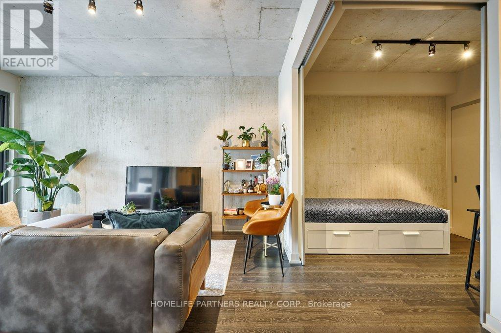 605 - 39 Brant Street, Toronto, Ontario  M5V 0M8 - Photo 21 - C12743992