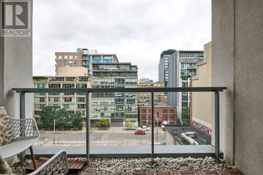 605 - 39 Brant Street, Toronto, Ontario  M5V 0M8 - Photo 29 - C12743992
