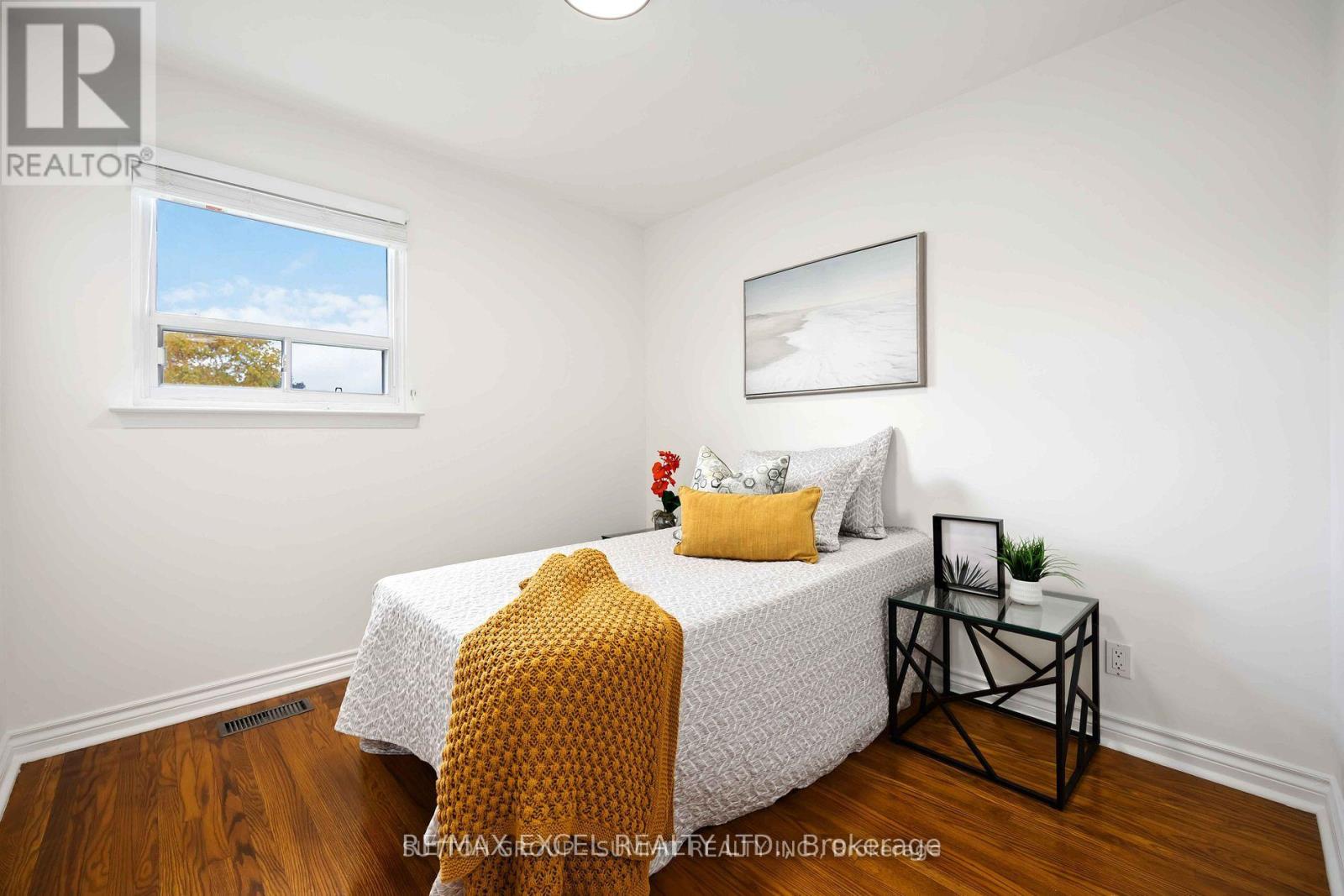 952 Oklahoma Drive, Pickering, Ontario  L1W 2H7 - Photo 24 - E12744012