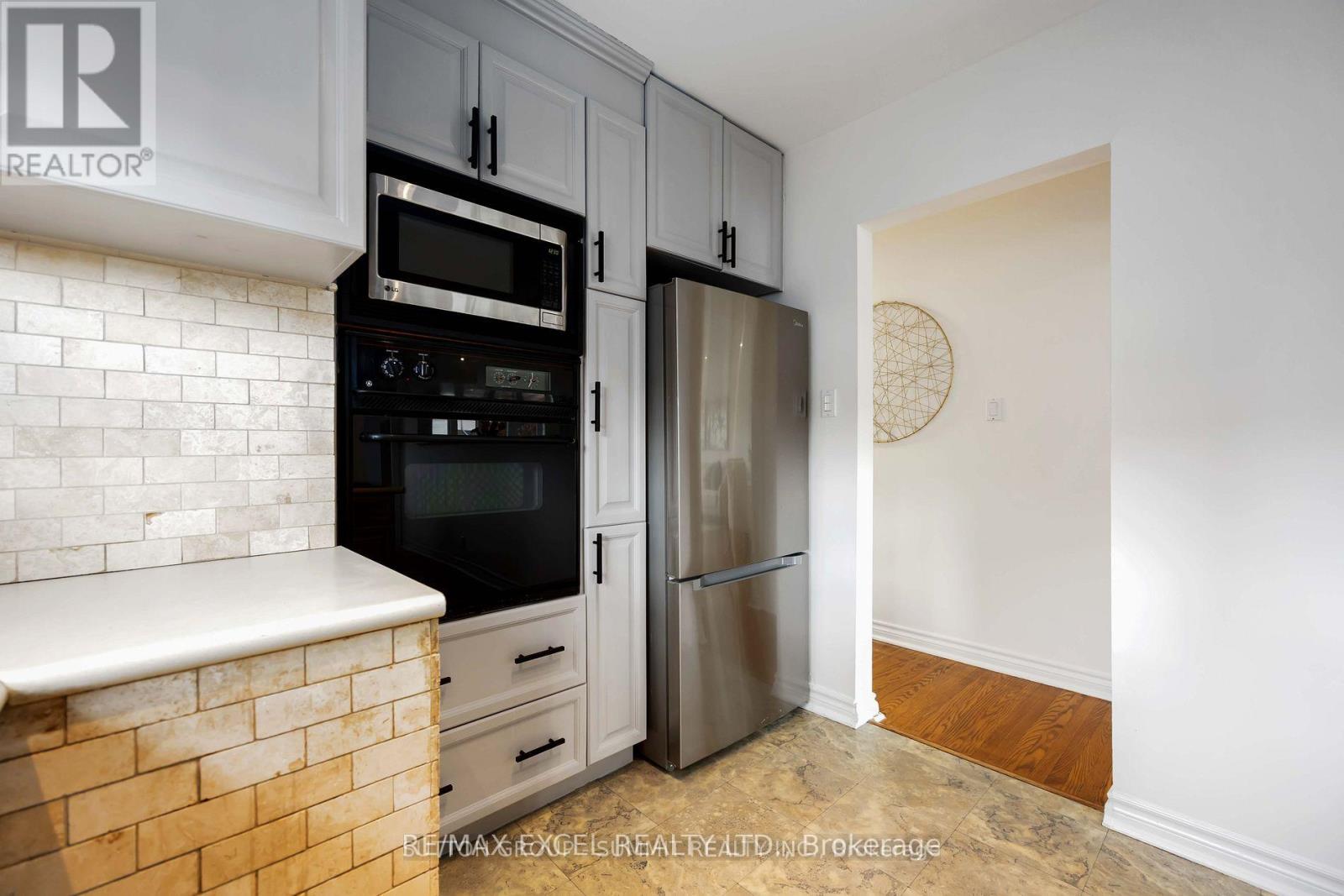 952 Oklahoma Drive, Pickering, Ontario  L1W 2H7 - Photo 25 - E12744012