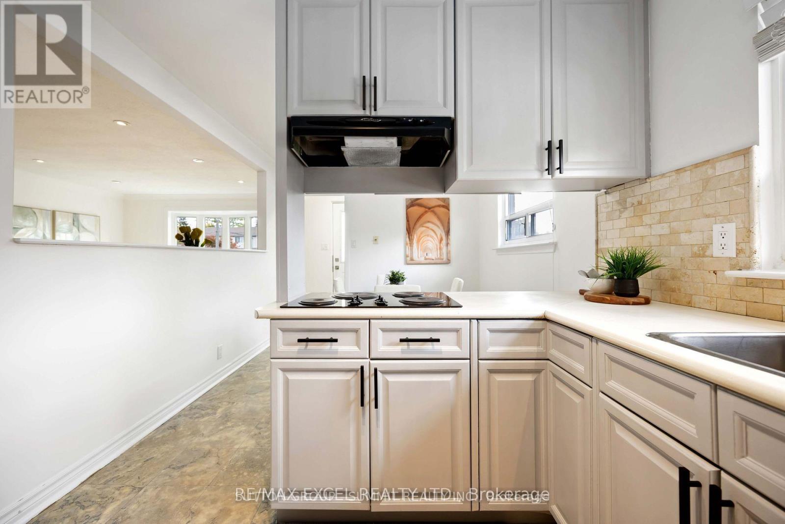 952 Oklahoma Drive, Pickering, Ontario  L1W 2H7 - Photo 26 - E12744012