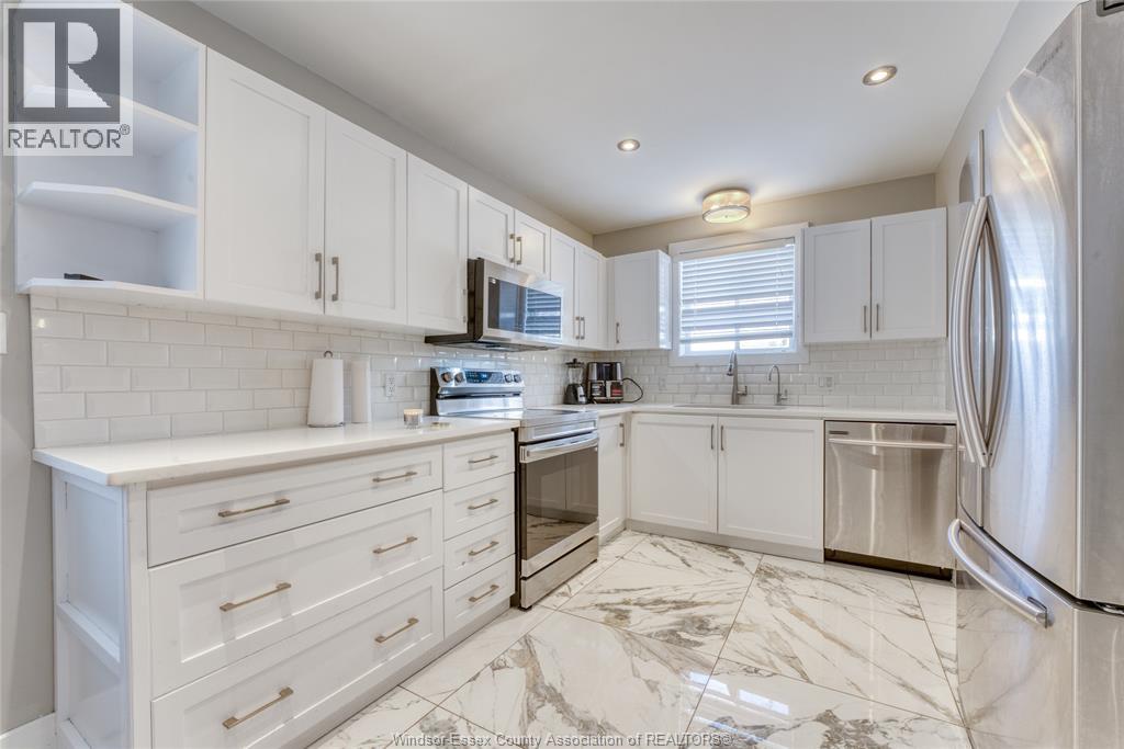 2901 Robillard Cresent, Windsor, Ontario  N8W 5L2 - Photo 10 - 26001971