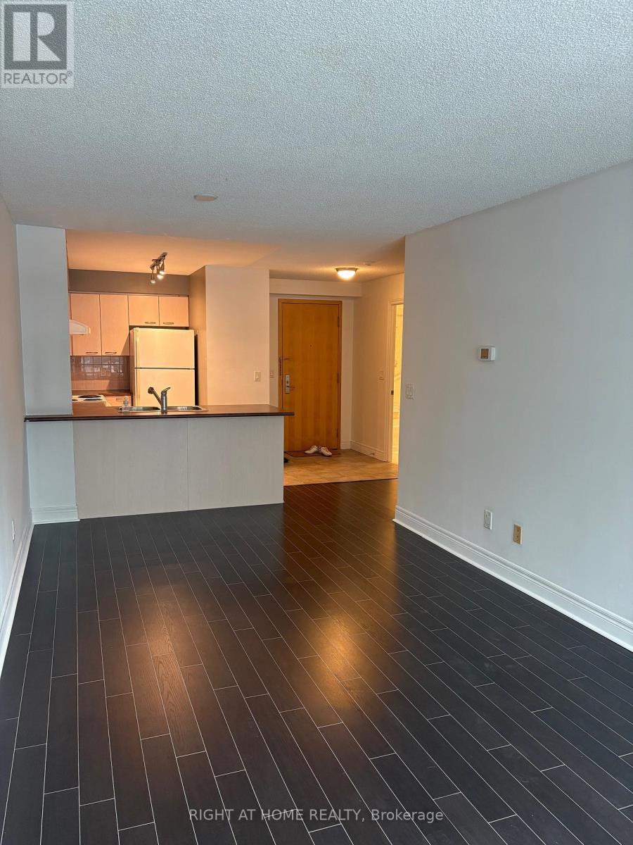 515 - 48 Suncrest Boulevard, Markham, Ontario  L3T 7Y5 - Photo 7 - N12743972