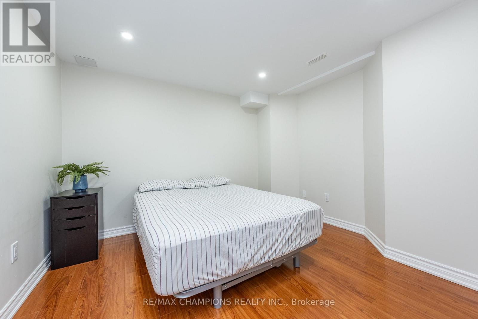 14 Naperton Drive, Brampton, Ontario  L6R 0Z5 - Photo 40 - W12741740