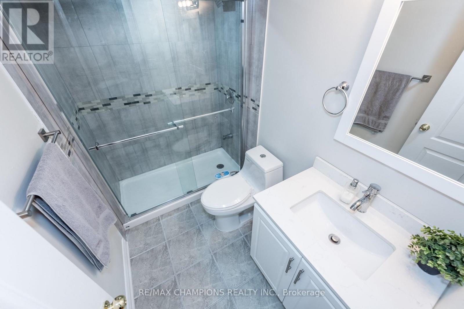 14 Naperton Drive, Brampton, Ontario  L6R 0Z5 - Photo 42 - W12741740