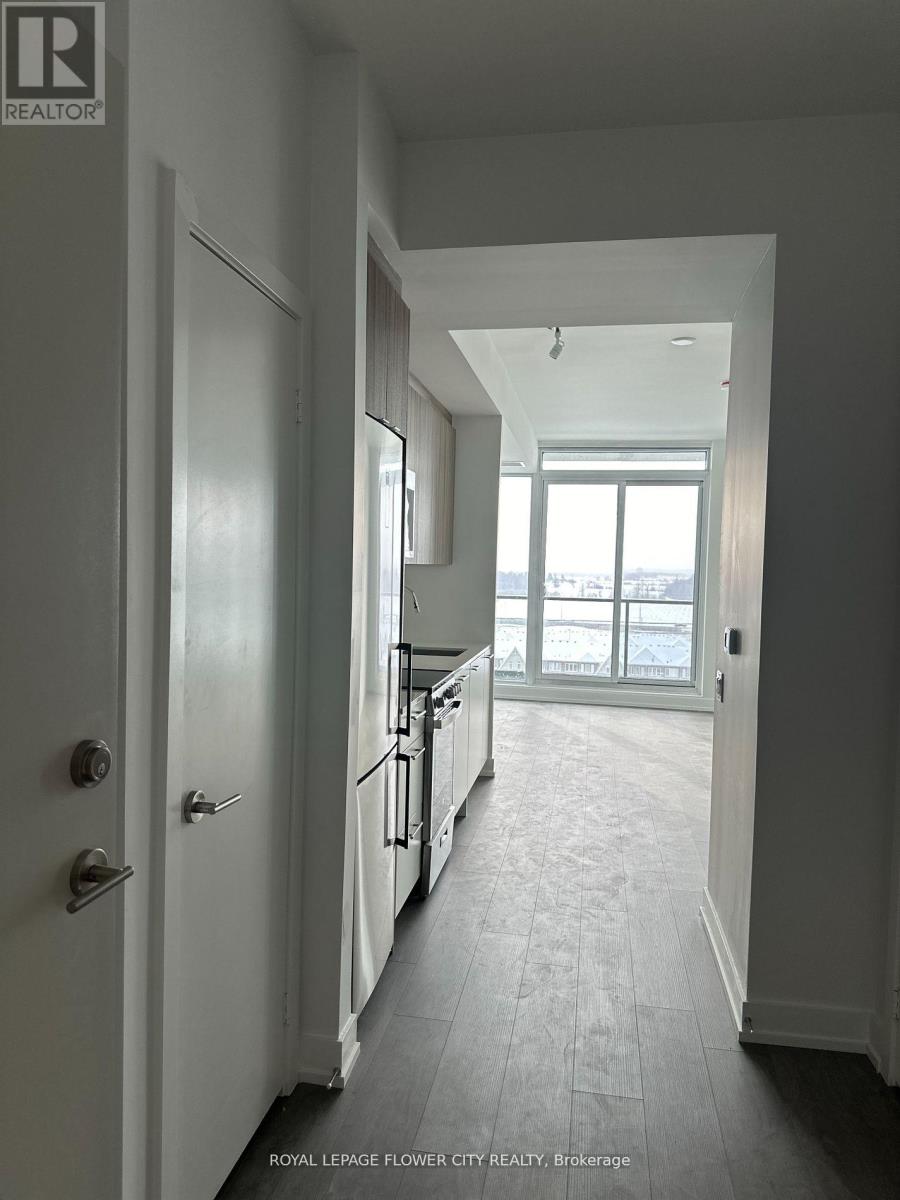 811 - 215 Veterans Drive, Brampton, Ontario  L7A 0B6 - Photo 3 - W12744008