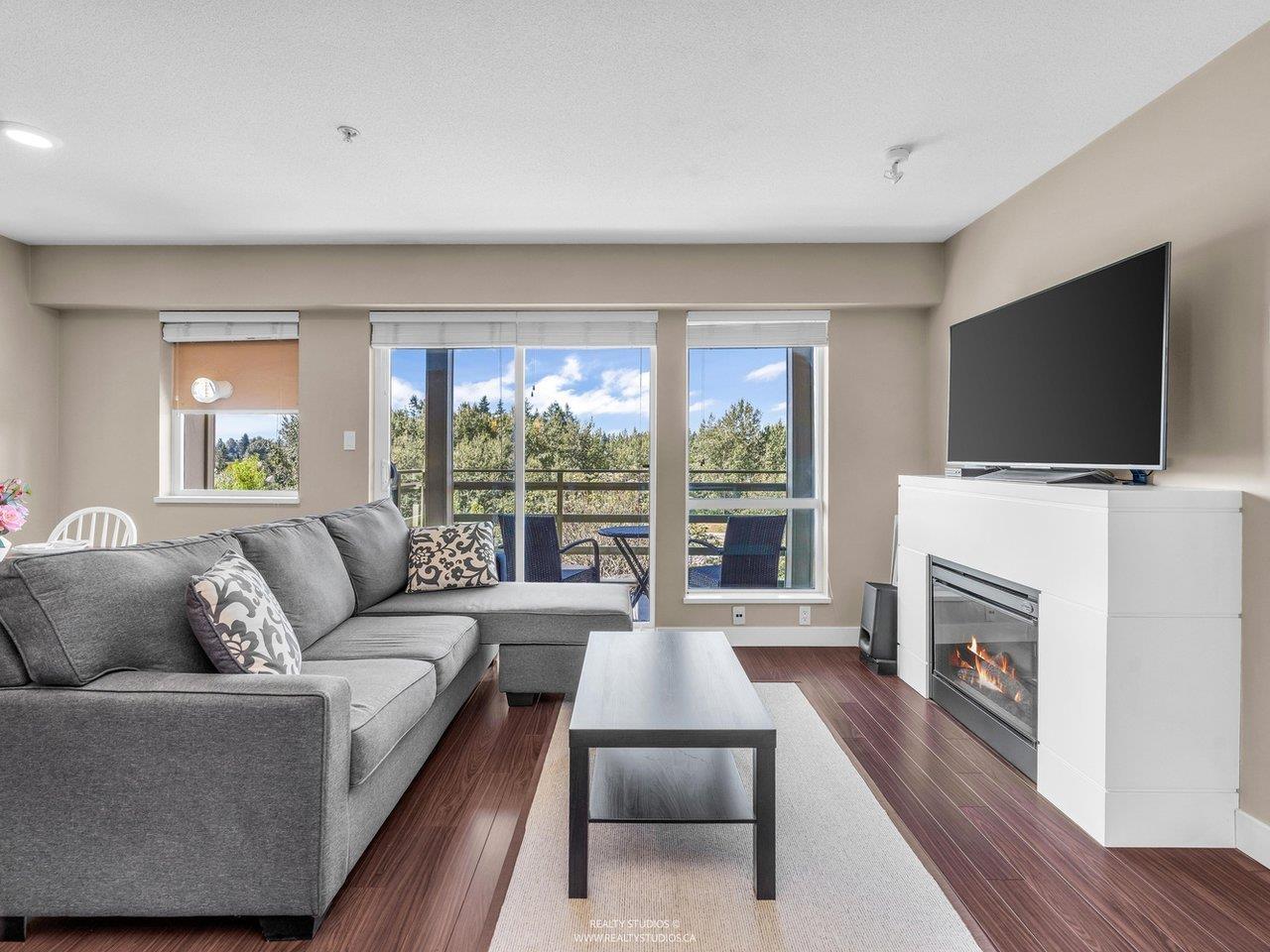 414 15735 Croydon Drive, Surrey, British Columbia  V3Z 2L5 - Photo 3 - R3084858