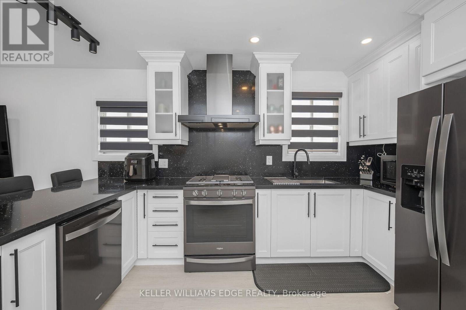 525 Britannia Avenue, Hamilton, Ontario  L8H 1Z7 - Photo 12 - X12744014