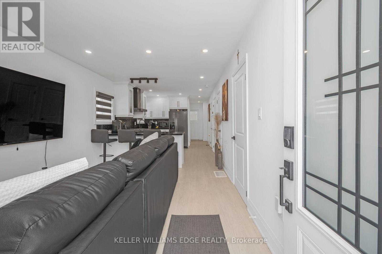 525 Britannia Avenue, Hamilton, Ontario  L8H 1Z7 - Photo 4 - X12744014