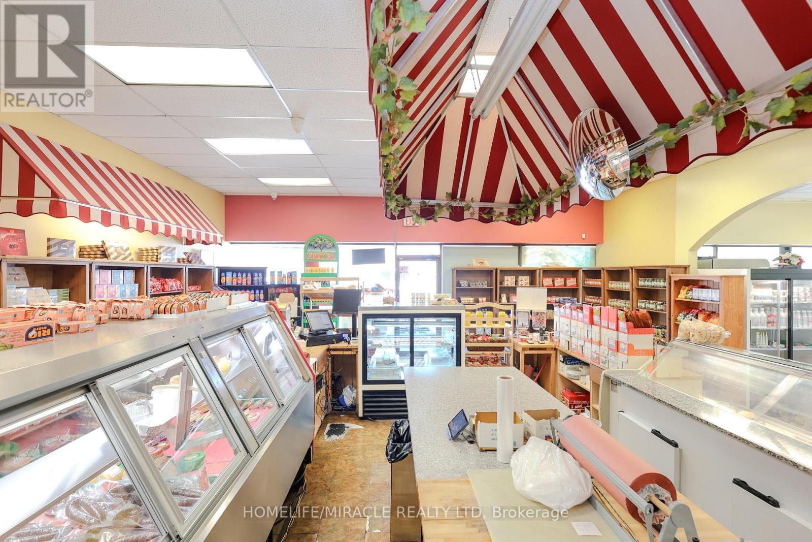 1 & 2 - 754 Queenston Road, Hamilton, Ontario L8G 1A4 - Photo 12 - X12744018