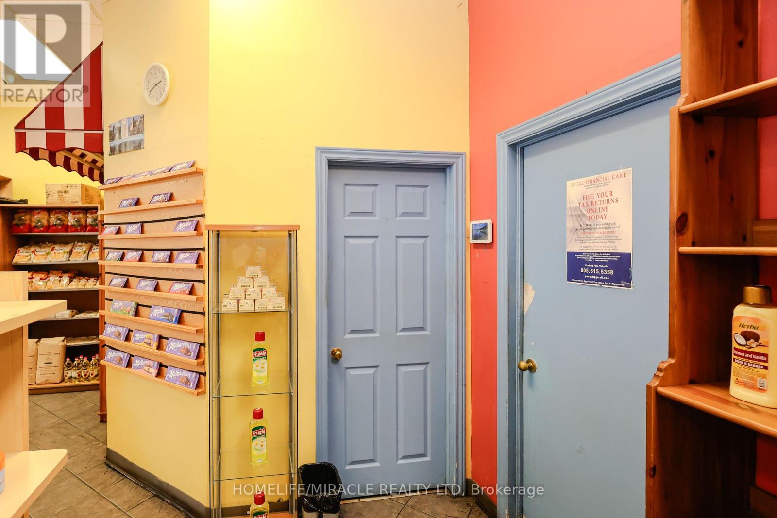 1 & 2 - 754 Queenston Road, Hamilton, Ontario L8G 1A4 - Photo 36 - X12744018