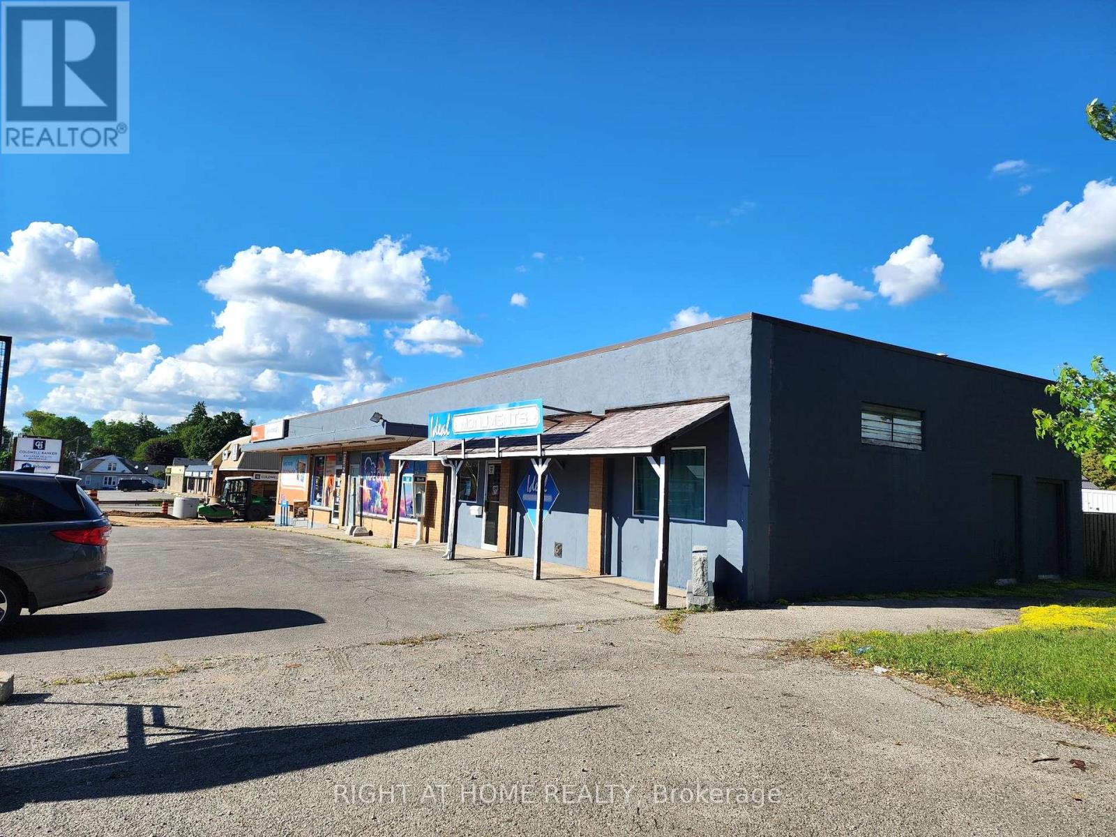 289 James Street, Norfolk, Ontario N4B 2B3 - Photo 2 - X12744038