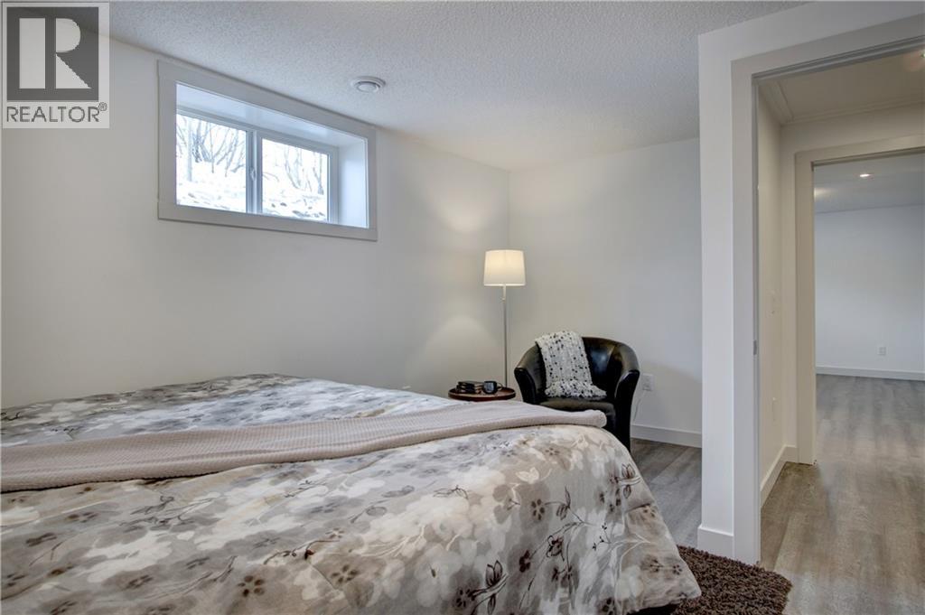 10212 7 Street Sw, Calgary, Alberta  T2W 0G3 - Photo 30 - A2275916