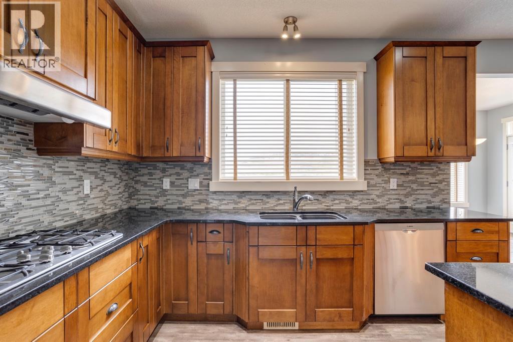 461 Discovery Ridge Boulevard Sw, Calgary, Alberta  T3H 5X6 - Photo 9 - A2276202