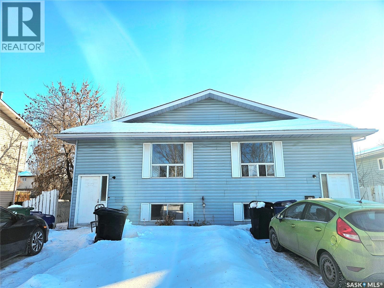 242 - 244 Wakabayashi Way, Saskatoon, Saskatchewan  S7K 7M3 - Photo 1 - SK027721