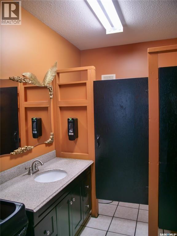 2144 6th Avenue W, Prince Albert, Saskatchewan  S6V 6K6 - Photo 15 - SK027715