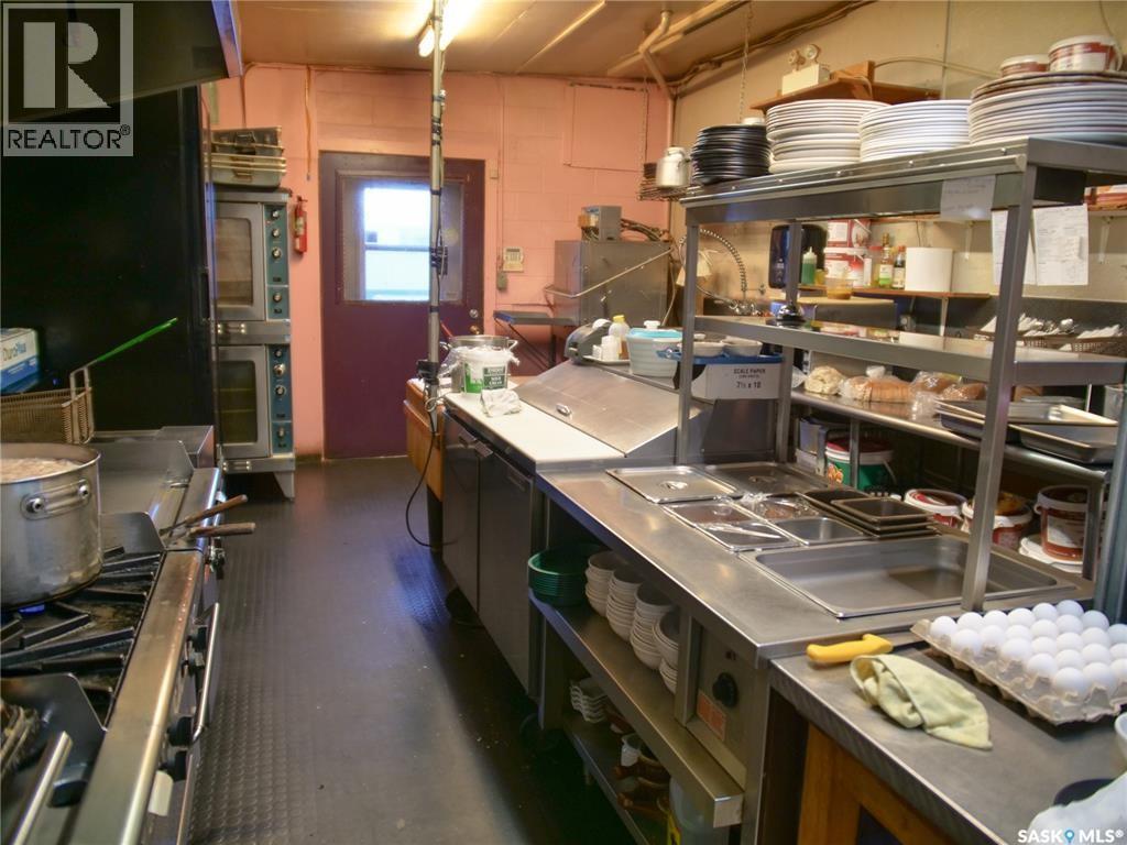 2144 6th Avenue W, Prince Albert, Saskatchewan  S6V 6K6 - Photo 20 - SK027715