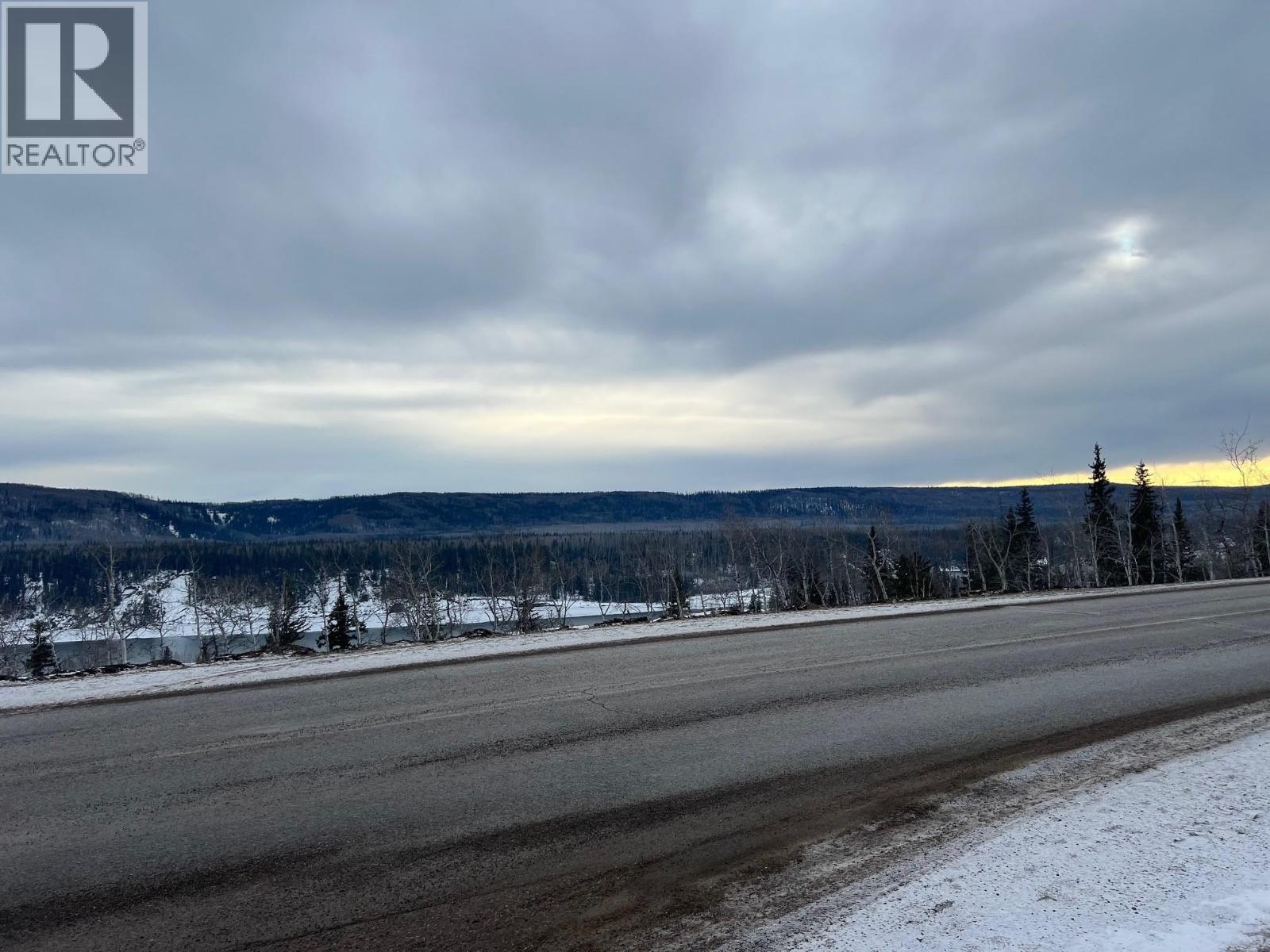 9001 Canyon Drive, Hudsons Hope, British Columbia  V0C 1V0 - Photo 7 - R3084635