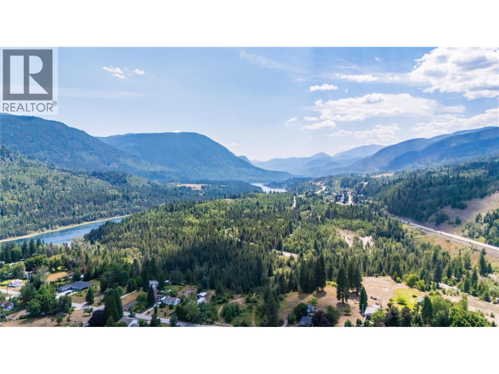 412 104th Street, Castlegar, British Columbia V1N 3G5 - Photo 66 - 10374466