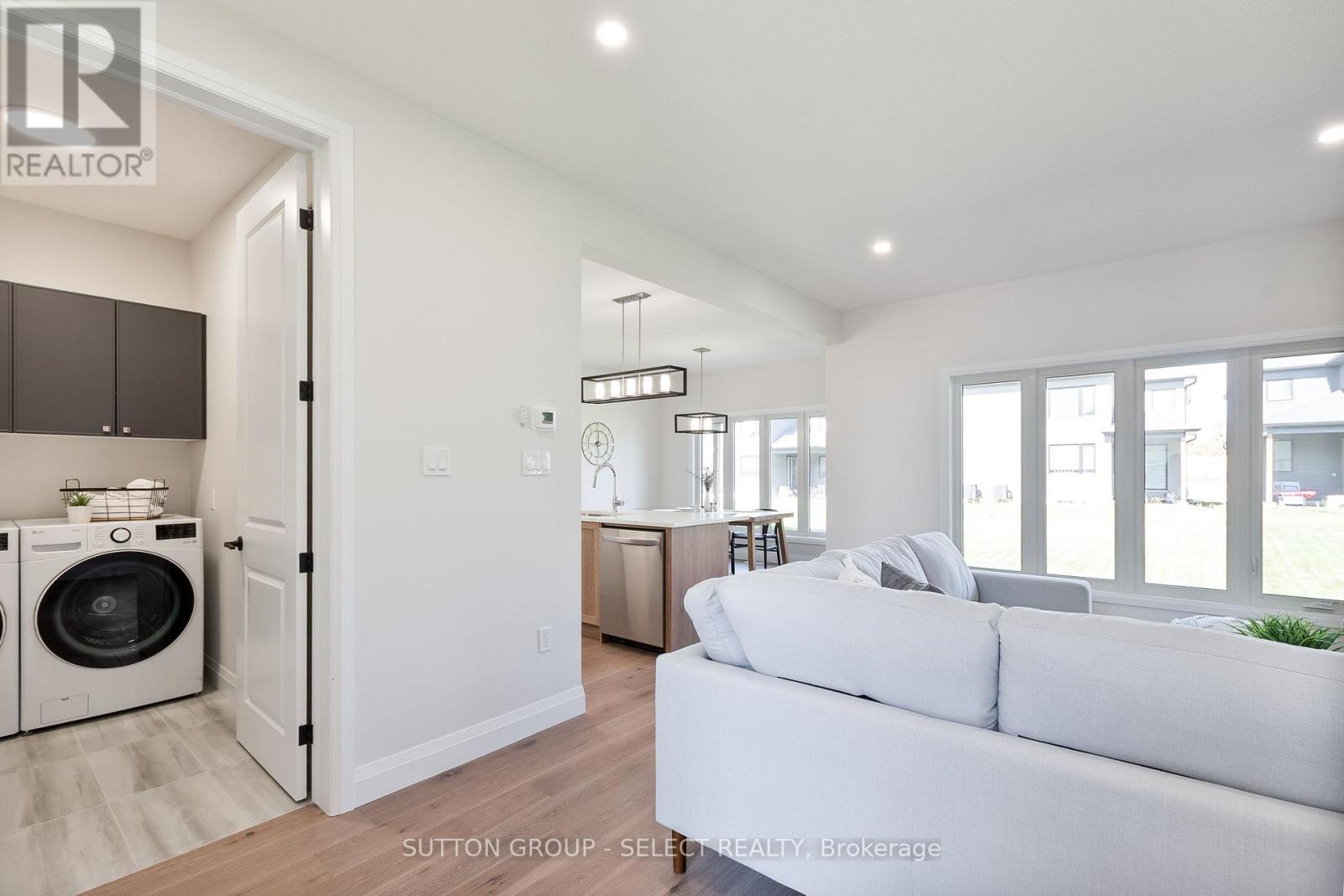 6366 Heathwoods Avenue, London South, Ontario  N6P 1H5 - Photo 6 - X12744044