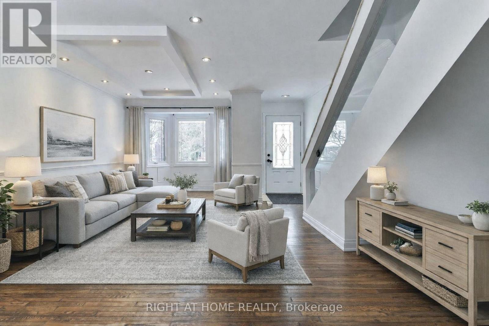 MAIN + UPPER - 143 GAMBLE AVENUE, Toronto, Ontario