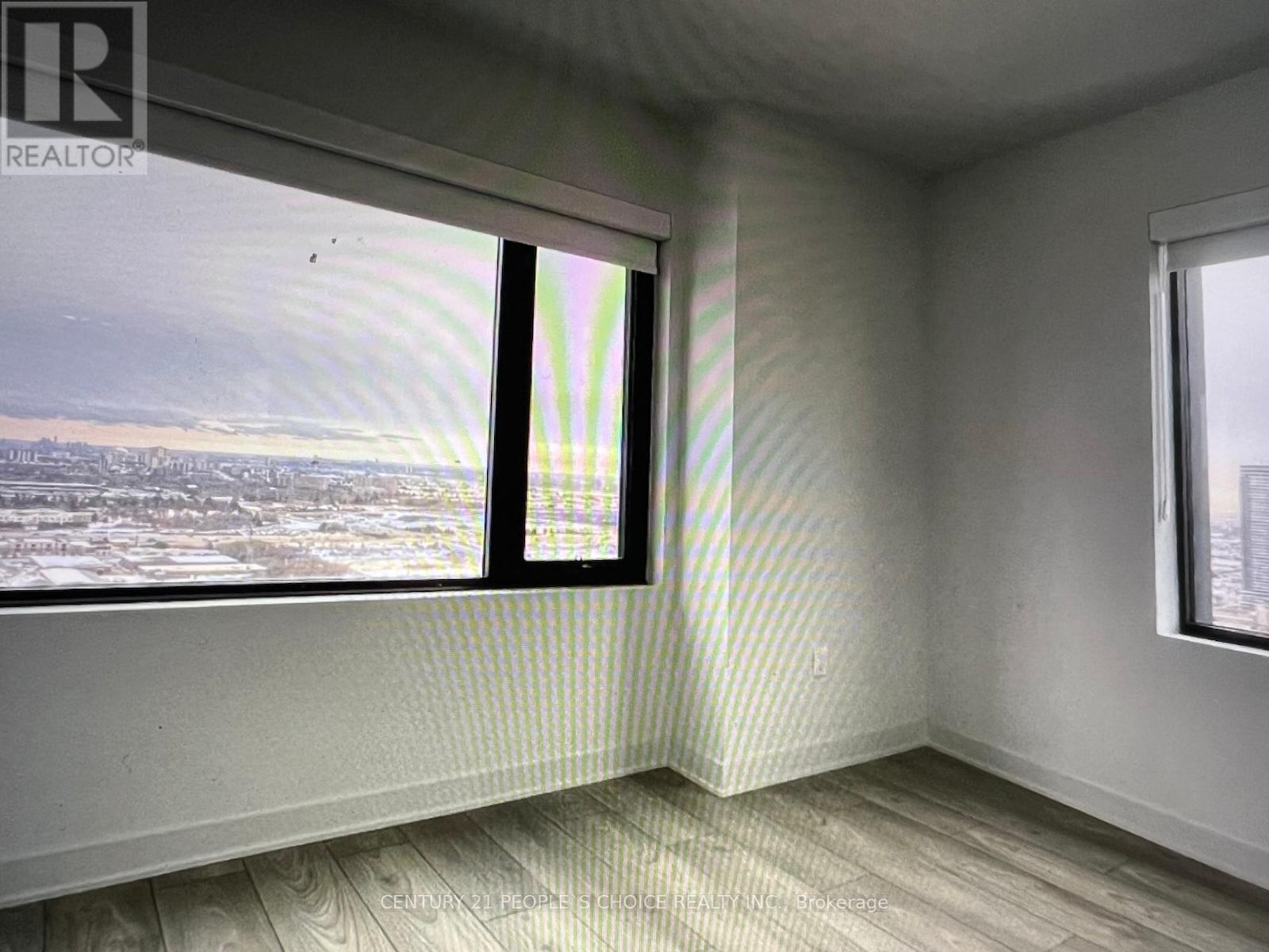 2810 - 2920 Highway 7 Road, Vaughan, Ontario  L4K 0P4 - Photo 3 - N12743328