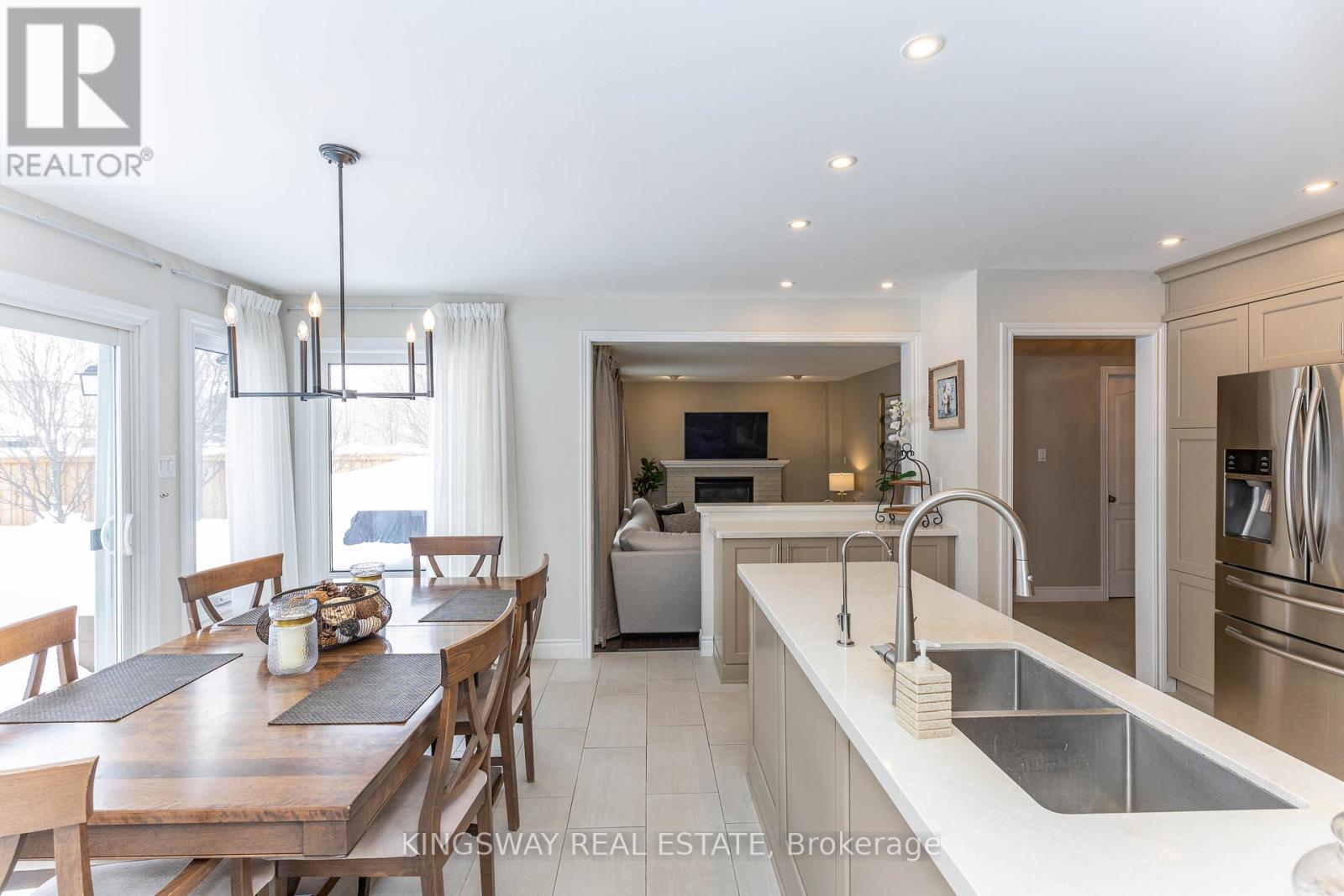 4175 Arbourfield Drive, Burlington, Ontario  L7M 4A7 - Photo 17 - W12743838