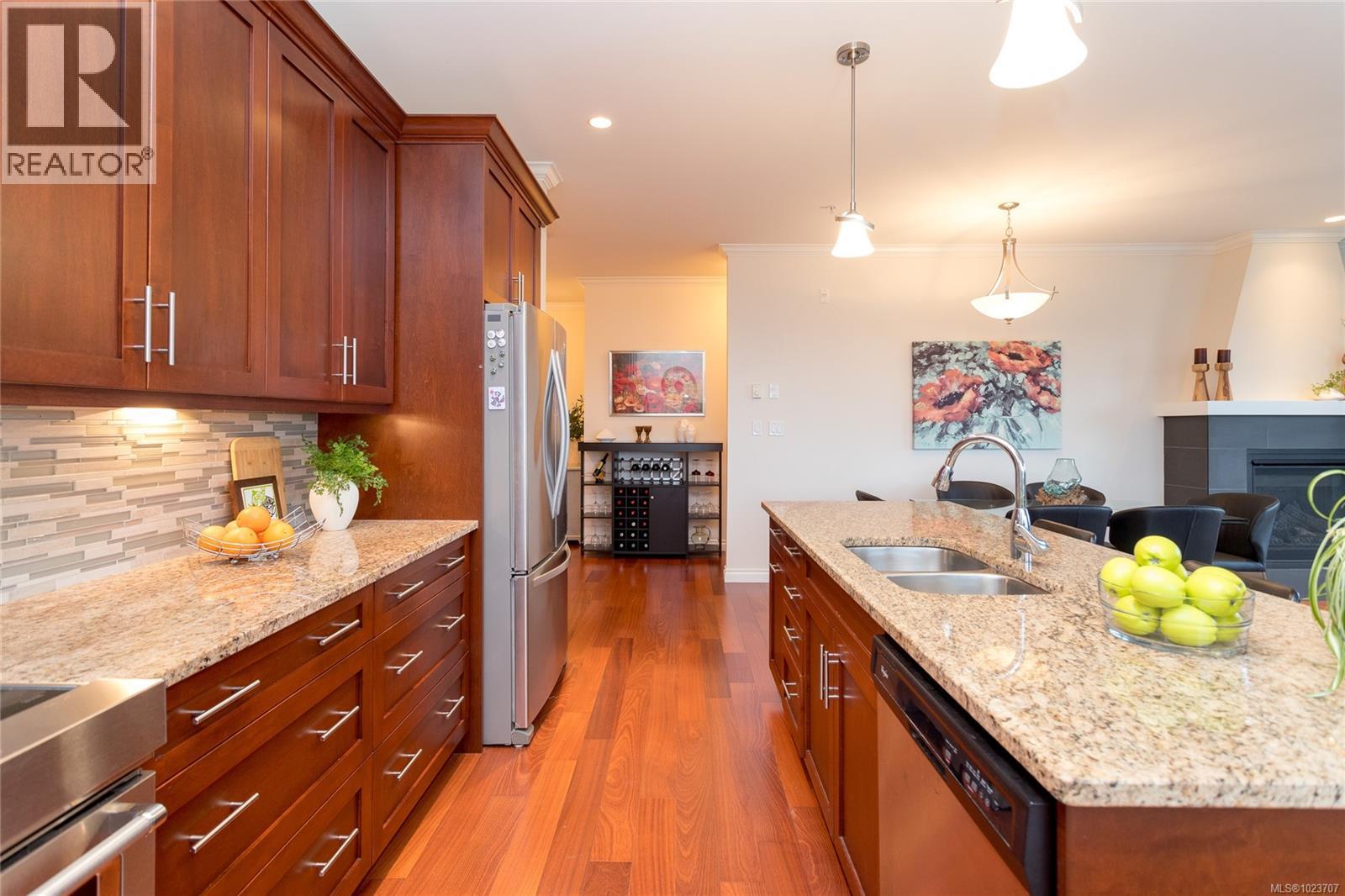 402 2409 Bevan Ave, Sidney, British Columbia  V8L 0C3 - Photo 19 - 1023707