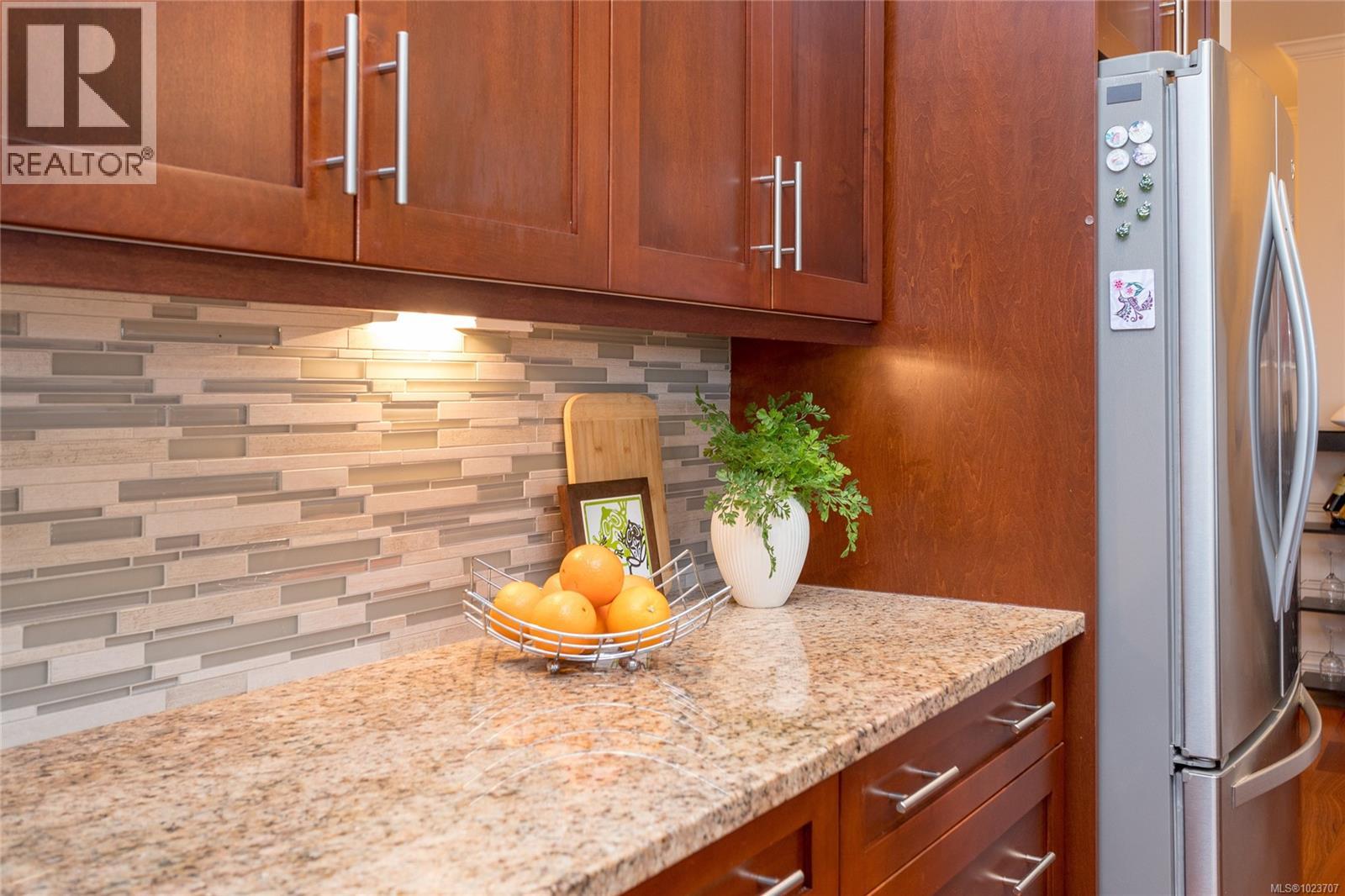 402 2409 Bevan Ave, Sidney, British Columbia  V8L 0C3 - Photo 21 - 1023707