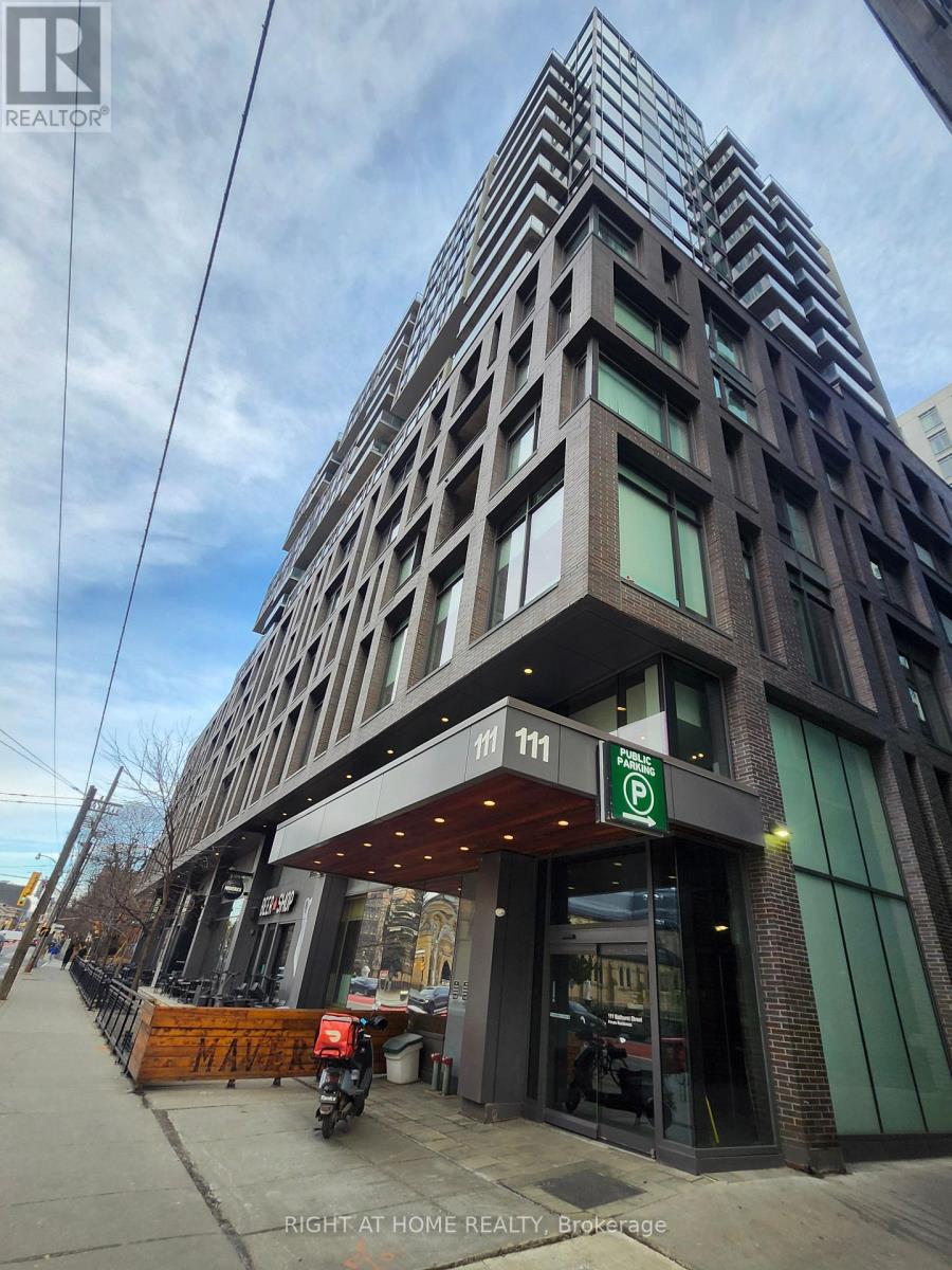 1301 - 111 Bathurst Street, Toronto, Ontario M5V 0M9 - Photo 2 - C12744054