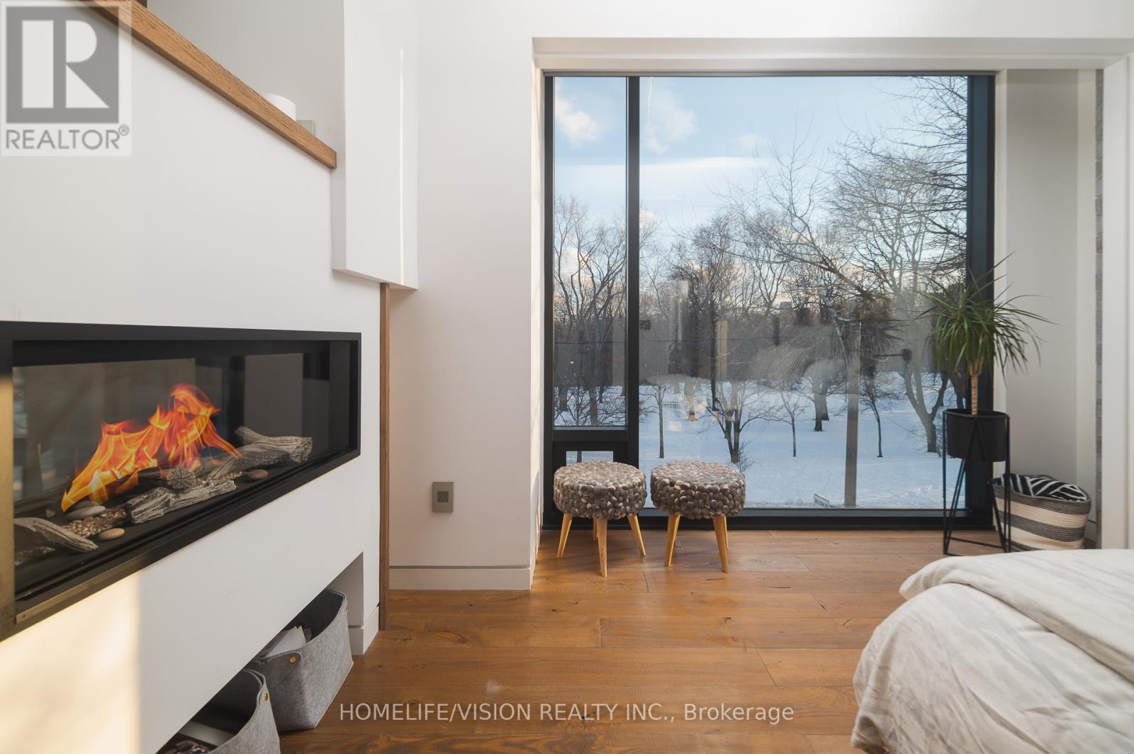 4 Astley Avenue, Toronto, Ontario  M4W 3B4 - Photo 15 - C12744064