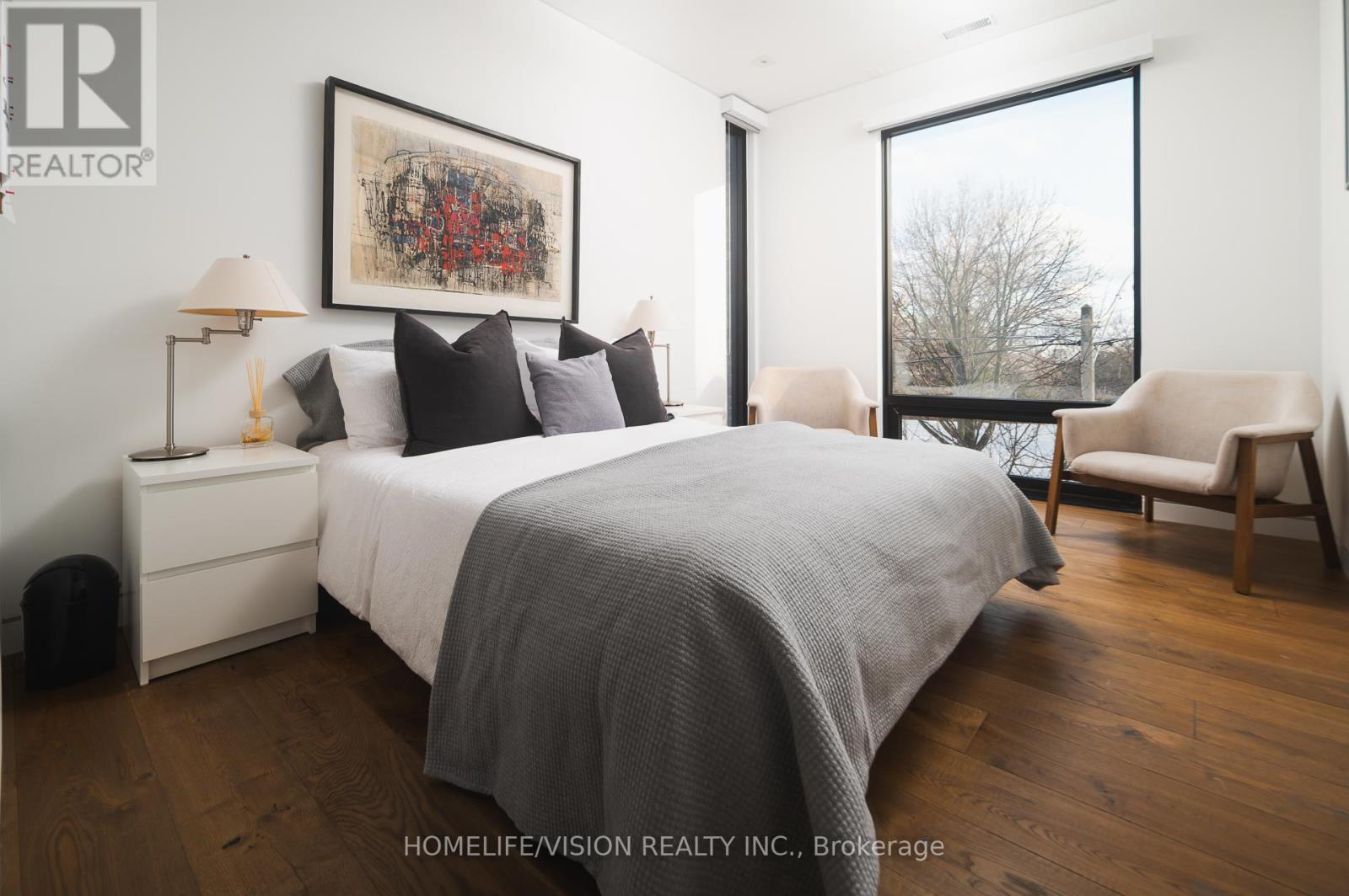 4 Astley Avenue, Toronto, Ontario  M4W 3B4 - Photo 18 - C12744064