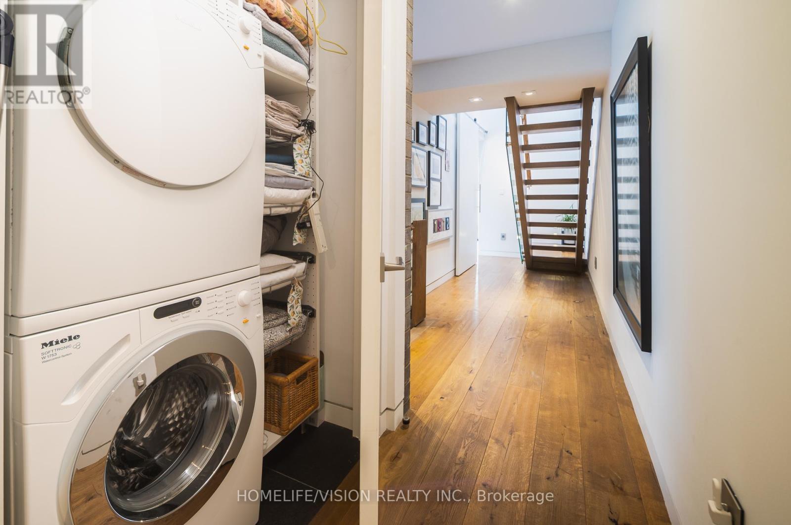 4 Astley Avenue, Toronto, Ontario  M4W 3B4 - Photo 22 - C12744064