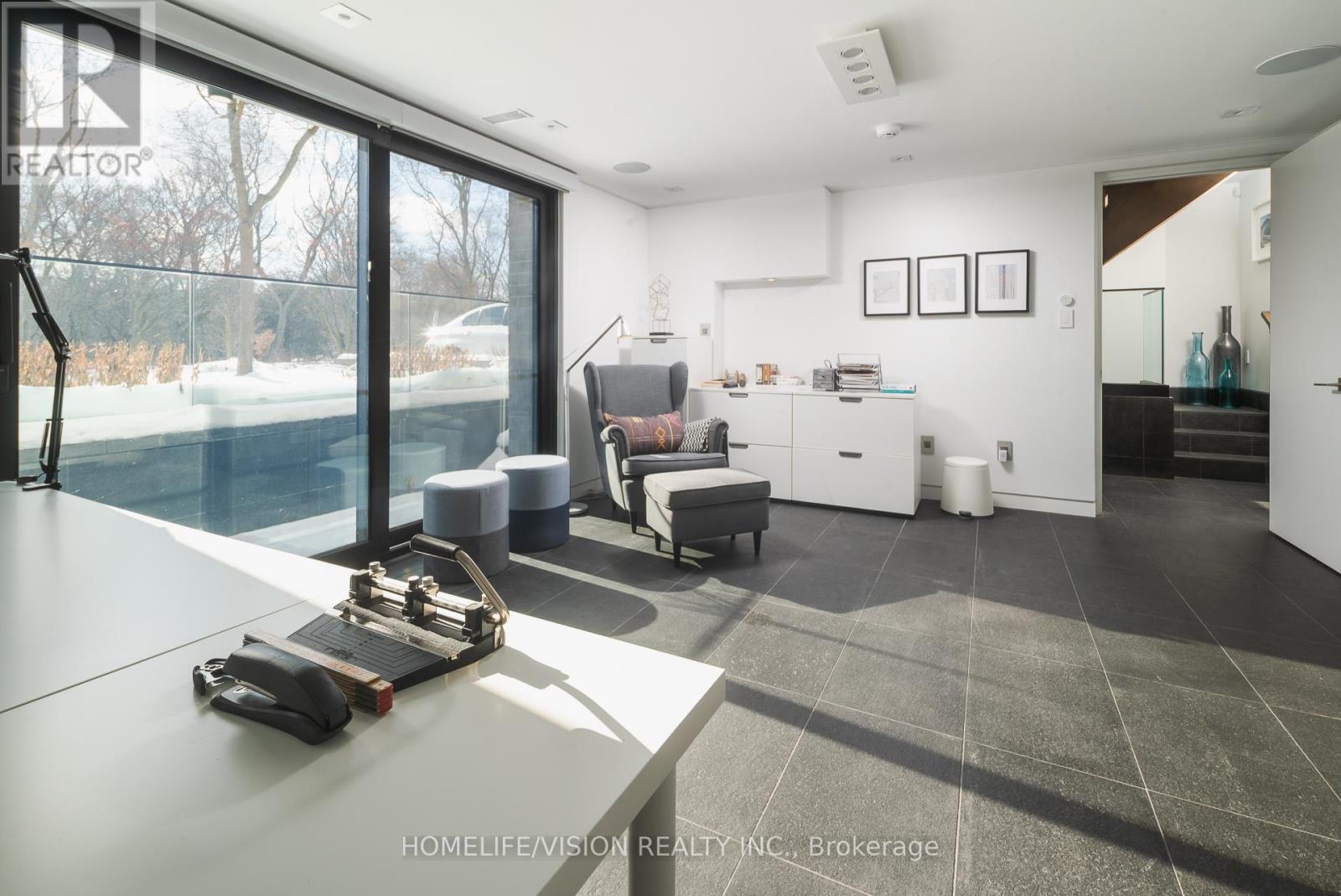 4 Astley Avenue, Toronto, Ontario  M4W 3B4 - Photo 29 - C12744064