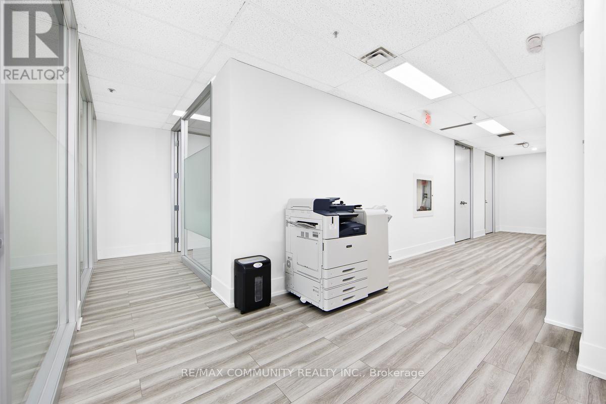 212 - 105 Gordon Baker Road, Toronto, Ontario  M2H 3P8 - Photo 10 - C12744104
