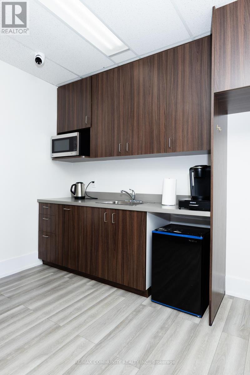 212 - 105 Gordon Baker Road, Toronto, Ontario  M2H 3P8 - Photo 12 - C12744104