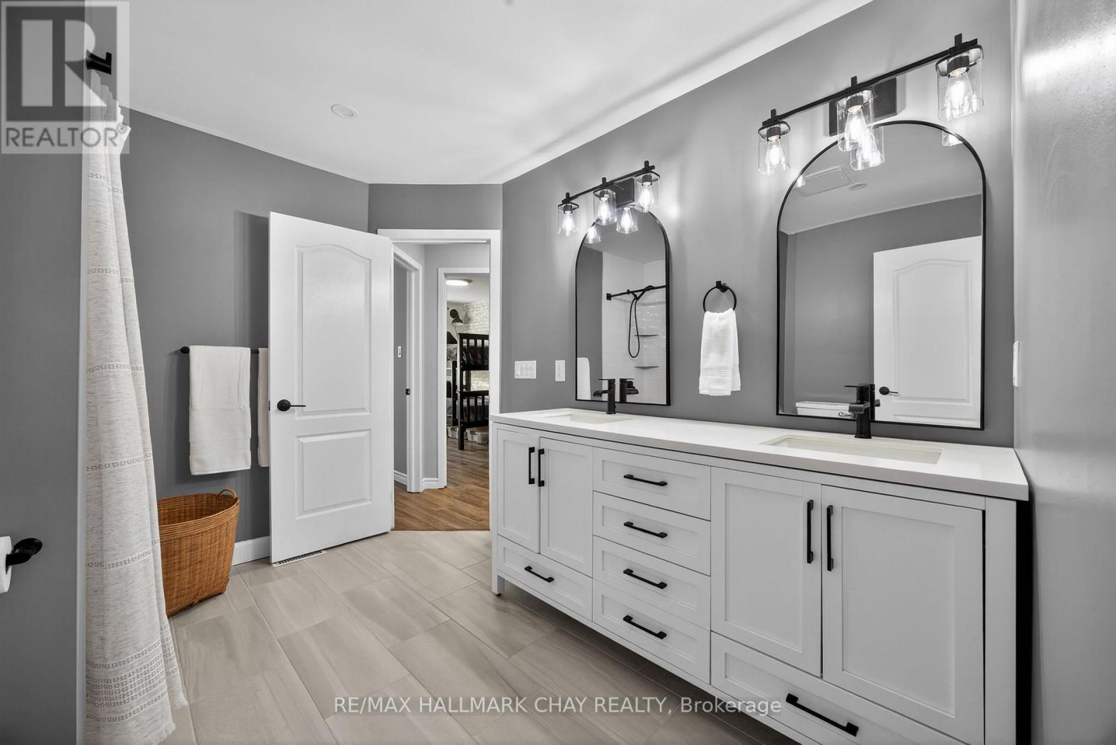 67 Parkside Crescent, Essa, Ontario  L3W 0K9 - Photo 23 - N12744076