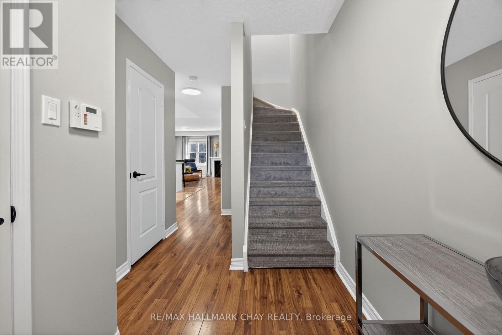 67 Parkside Crescent, Essa, Ontario  L3W 0K9 - Photo 9 - N12744076